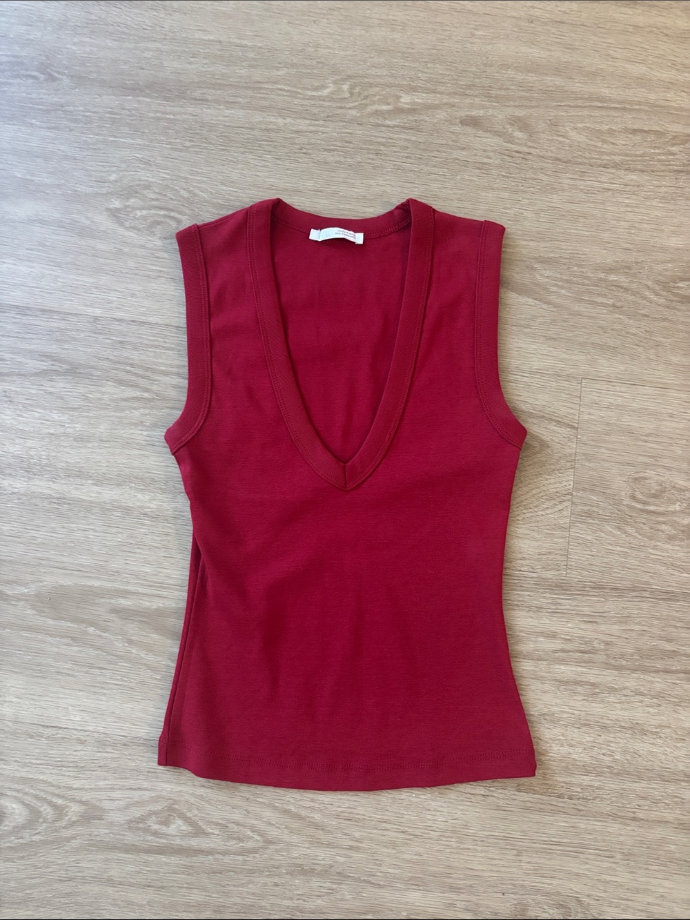 Zara Sleeveless V-Neck Knit Tank Top - Red